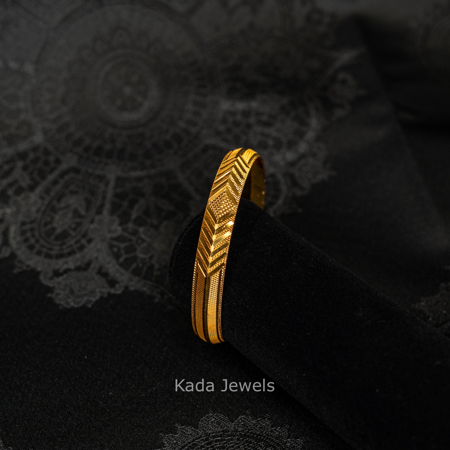 Diamond Cut Kada