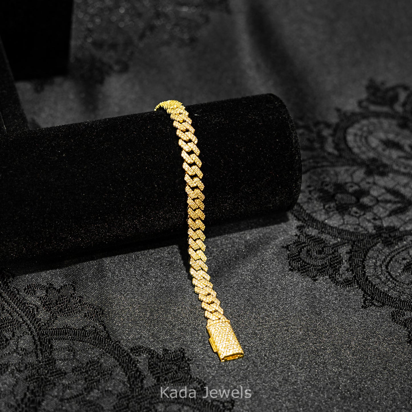 8mm Gold Moissanite Cuban Link Bracelet (925 Silver)