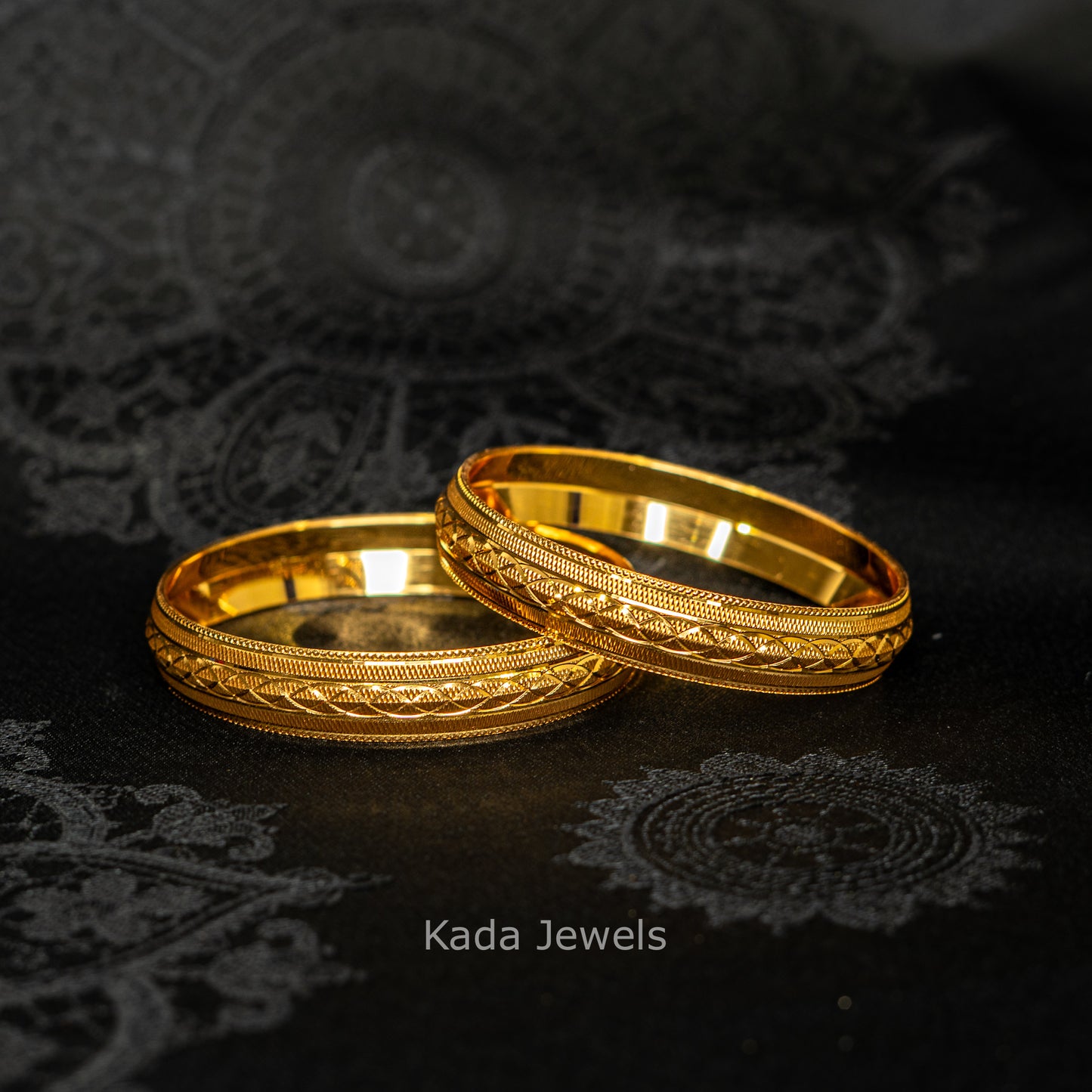 Wide Loop Patterned Kada