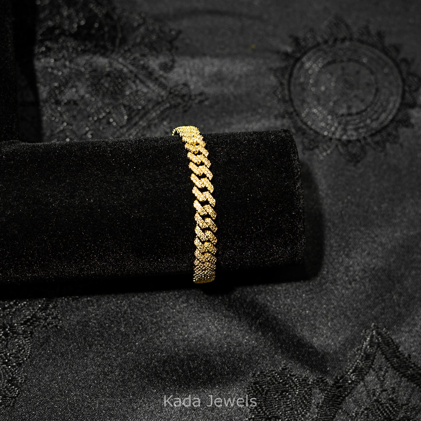 8mm Gold Moissanite Cuban Link Bracelet (925 Silver)