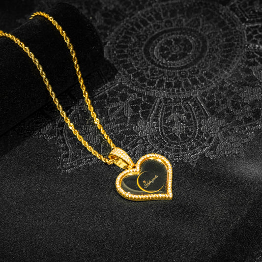 Custom Heart Photo Pendant – Iced Border (50MM x 40MM)